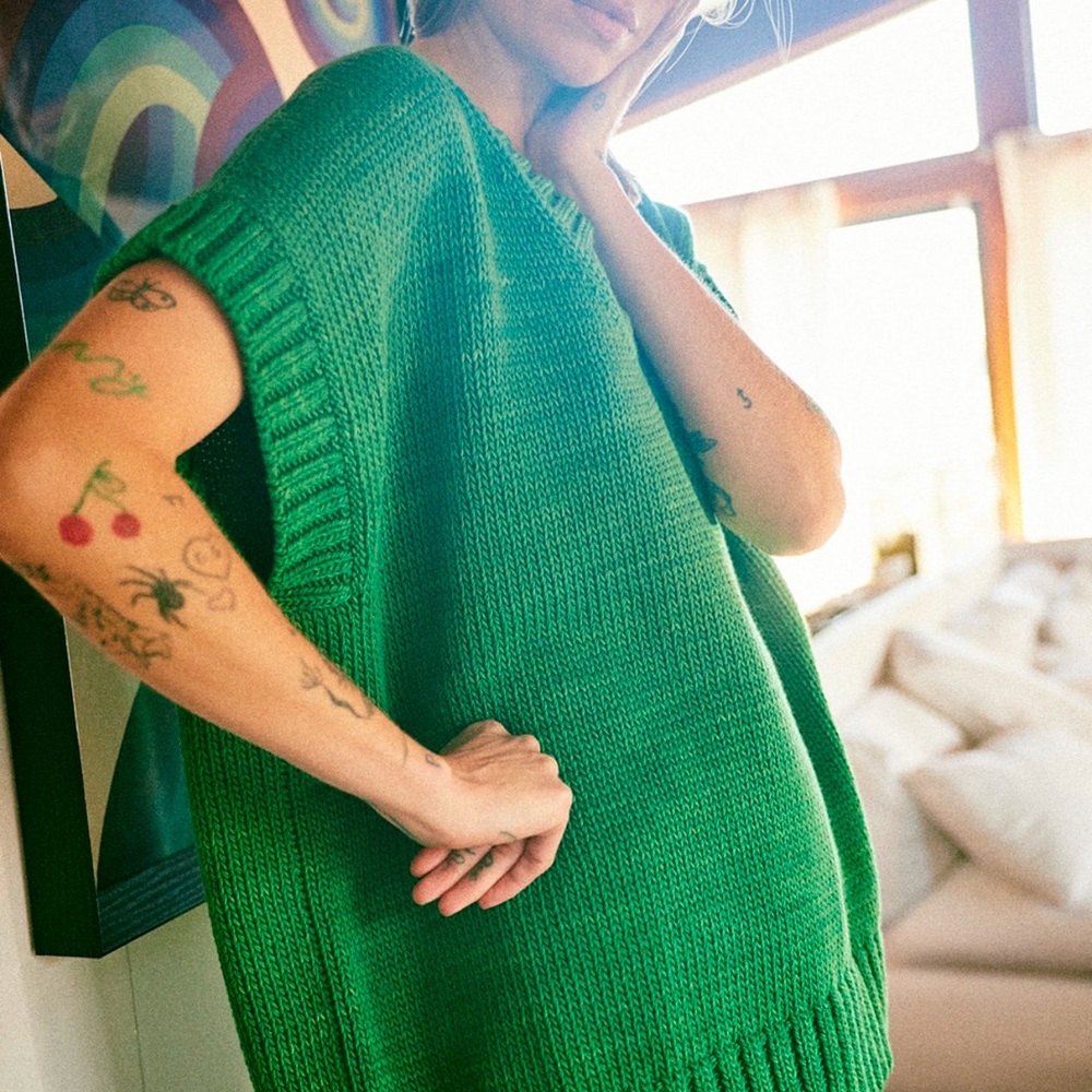 💚Misha&Puff V Neck Vest Pima Cotton Bottle Green One Size💚